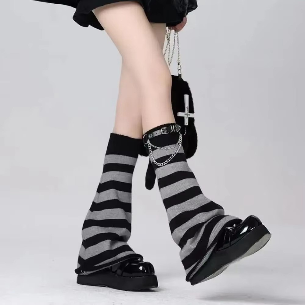 Boot Sock Slouchy - جوارب تدفئة الساق المحبوكة بأسلوب القوط